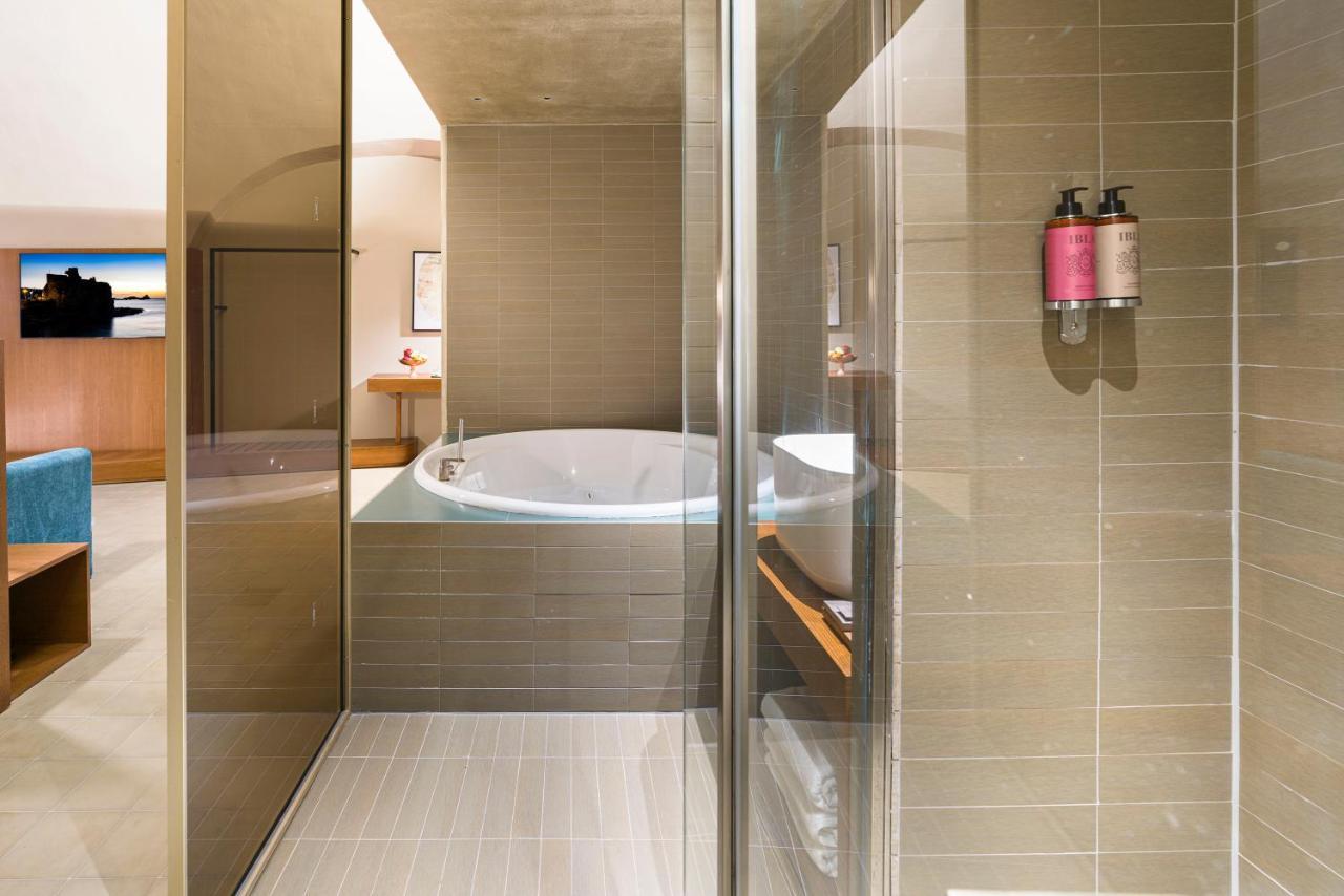 Bastio Private Suites カターニア エクステリア 写真