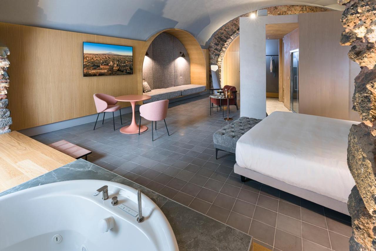 Bastio Private Suites カターニア エクステリア 写真